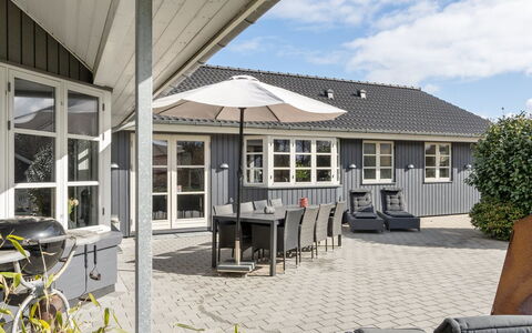 Esben - 11Km from the Sea: Tag, Hus, Hjem, Sommerhus, Sidespor, Estate, Indkørsel, Garden Bygninger, Gård, Skur