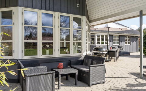 Esben - 11Km from the Sea: Tag, Hus, Hjem, Sommerhus, Sidespor, Estate, Indkørsel, Garden Bygninger, Gård, Skur