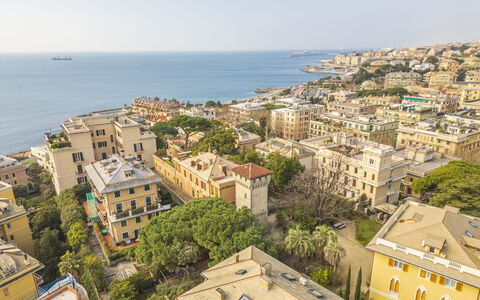 Torre Dell'Amore, Genova, Seaview: City, Bygning, Byområde, Boligområde, Stad, Kvarter, Landskab, Hus, Urban Design, Menneskelig Bosættelse