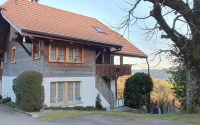 In Einem Heimeligen Berner-Stöckli