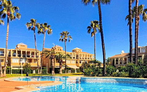 La Rosaleda: Estate, Mansion, Villa, Hotel, Udvej, Svømmepøl, Hacienda, Ferieby, Eco Hotel
