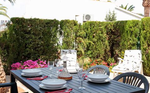 El Palmar 9: Ejendom, Backyard, Hus, Bord, Ejendom, Møbel, Værelse, Udendørs Bord, Hjem, Have