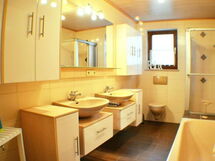 Gemütliche Ferienwohnung in Weiherhäuser mit Garte