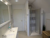 Komfortables Ferienhaus in Breege mit Sauna