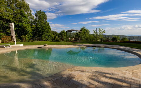 L'Oasi del Poggio: Svømmepøl, Kompositmateriale, Udvej, Water Feature, Flise, Landscaping, Skygge, Eco Hotel, Beton, Have