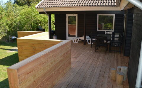 Juditha - 750M from the Sea: Træ, Hårdttræ, Etage, Bejdse, Gulvbelægning, Planke, Dæk, Trægulve, Sidespor, Veranda