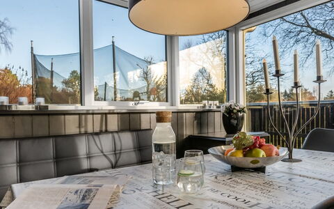 Juditha - 750M from the Sea: Møbel, Udendørs Møbler, Bordservice, Bord, Drinkware, Stol, Udendørs Bord, Mad, Flaske