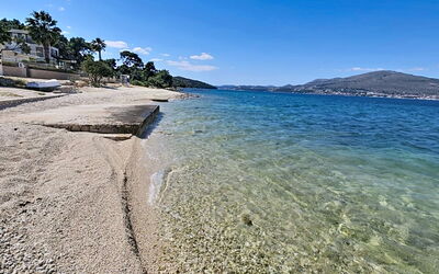 Trogir Okrug Gornji 257: Vand, Krop Af Vand, Kyst, Coastal Og Oceaniske Landskabsformer, Strand, Hav, Kyst, Bakke, Ocean, Headland