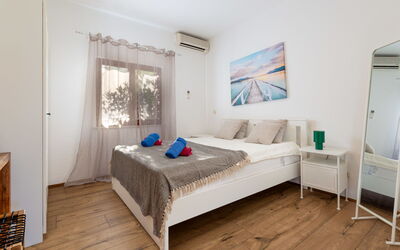 Trogir Okrug Gornji 257