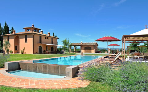 Villa Peccioli: Svømmepøl, Estate, Hacienda, Stuehus, Villa, Udvej, Have, Landscaping, Gård, Eco Hotel