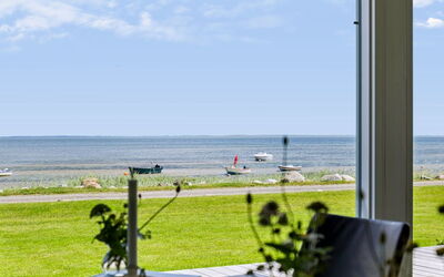 Eljas - 10M from the Sea