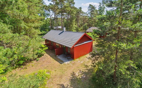 Wale - 100M from the Sea: Træ, Møbel, Lejlighed, Værelse, Loft, Bejdse, Stol, Hårdttræ, Klarlak, Tømmer