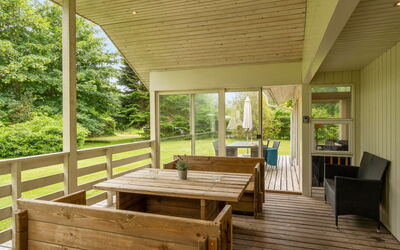 Ilwith - 400M from the Sea
