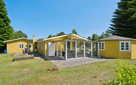 Senija - 6.5Km from the Sea: Hjem, Hus, Boligområde, Tag, Sommerhus, Land Lot, Estate, Veranda, Gård, Skygge