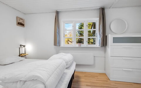 Senija - 6.5Km from the Sea: Soveværelse, Seng, Sengetøj, Sengetøj, Hjem, Lejlighed, Bed Frame, Pude, Throw Pillow, Sengetøj