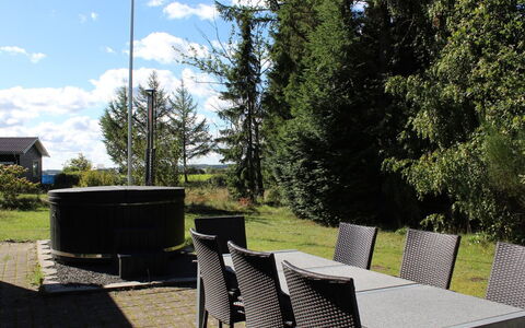 Senija - 6.5Km from the Sea: Møbel, Udendørs Møbler, Bord, Stol, Udendørs Bord, Land Lot, Have, Skygge, Backyard, Lawn