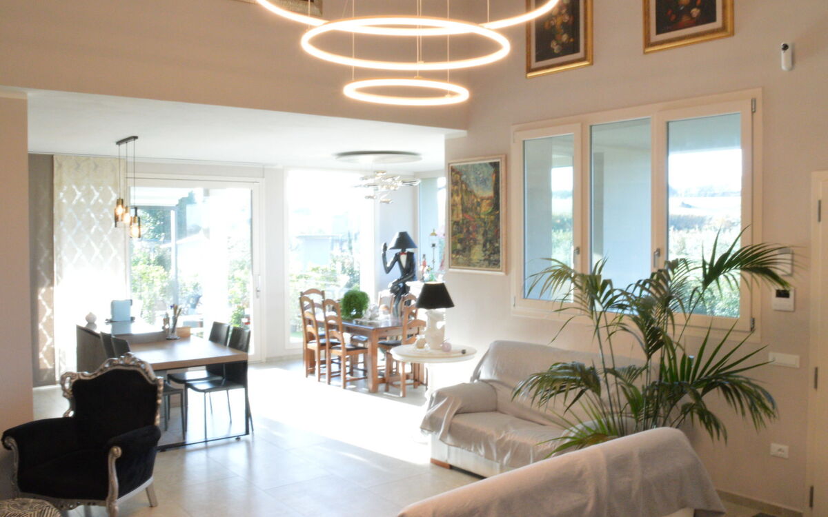 Sweet Home