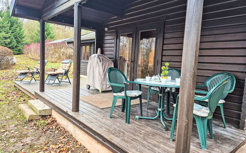 Freigeist: Træ, Veranda, Sommerhus, Sidespor, Hårdttræ, Dæk, Planke, Dør, Garden Bygninger, Bejdse