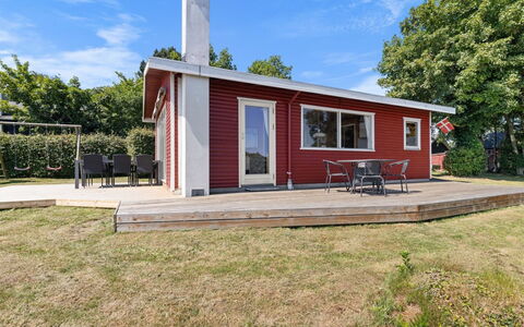 Rajna - 30M from the Sea: Møbel, Træ, Indretning, Gulvbelægning, Etage, Stol, Værelse, Loft, Stue, Lejlighed
