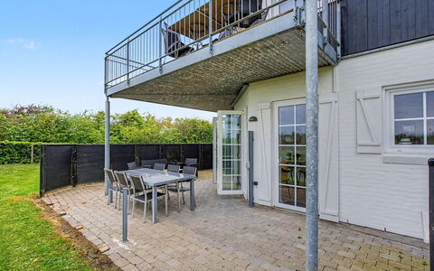 Babo - 250M from the Sea: Altan, Veranda, Gelænder, Skygge, Dæk, Hegn, Stol, Udendørs Møbler, Walkway, Aluminium