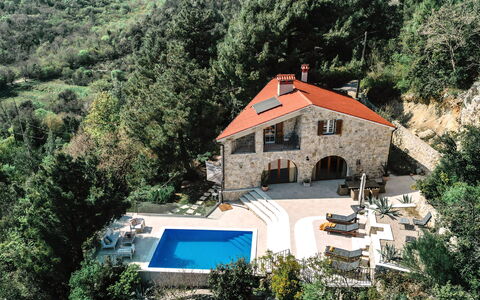 Villa Bogijeva Cliff House, Stunning View: Svømmepøl, Udvej, Estate, Sommerhus, Villa, Stuehus, Eco Hotel, Hacienda, Mansion, Hotel