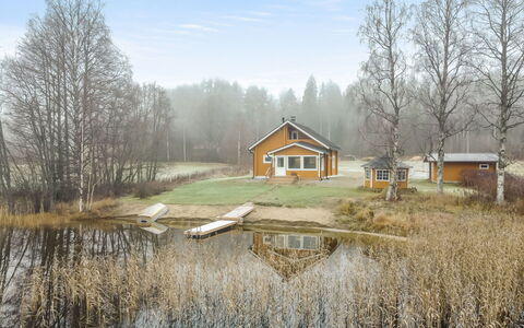 Joutsenranta: Træ, Hus, Naturlige Landskab, Sommerhus, Landdistrikt, Hjem, Afspejling, Bjælkehytte, Dam
