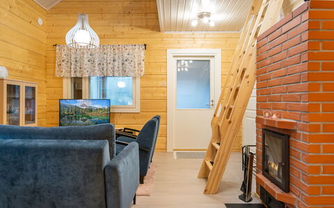 Joutsenranta: Træ, Hjem, Hus, Loft, Værelse, Bjælkehytte, Sommerhus, Bejdse, Hårdttræ, Trægulve