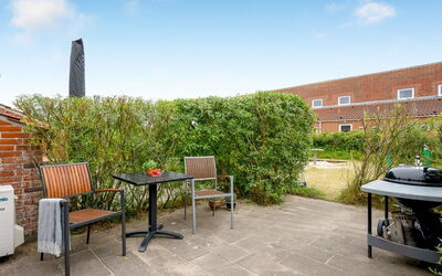Melle - 500M from the Sea