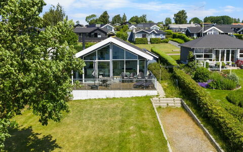 Ubavka - 100M from the Sea: Blå, Sommerhus, Hus, Hjem, Stuehus, Estate, Sidespor