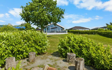 Ubavka - 100M from the Sea: Blå, Sommerhus, Hus, Hjem, Stuehus, Estate, Sidespor