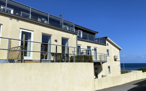 Yosefin - 50M from the Sea: Græs, Græs-, Land Lot, Sommerhus, Landdistrikt, Eng, Garden Bygninger, Have, Skur