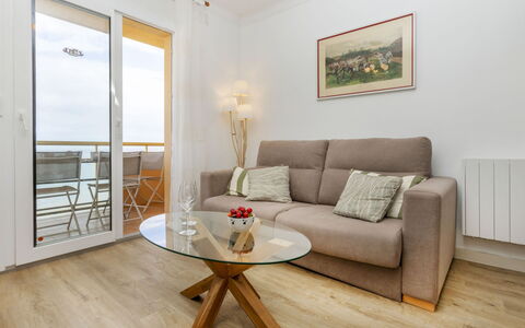Platja Mar: Arkitektur, Skygge, Udendørs Struktur, Stol, Have, Pergola, Blomsterkrukke, Markise, Landscaping, Udendørs Møbler