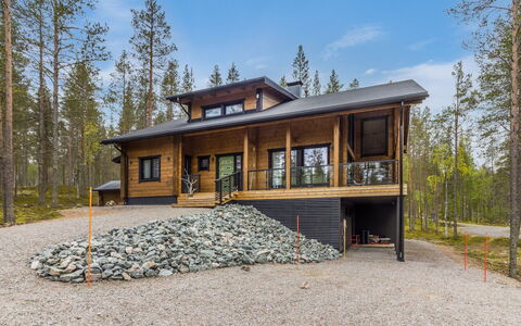 Villa Valoisa: Træ, Sommerhus, Hus, Hjem, Dør, Hårdttræ, Garden Bygninger, Bejdse, Bjælkehytte, Planke