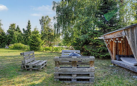 Lycka - 700M from the Sea: Have, Lawn, Udendørs Møbler, Udendørs Bench, Backyard, Parkere, Bænk, Gård, Skygge, Landscaping