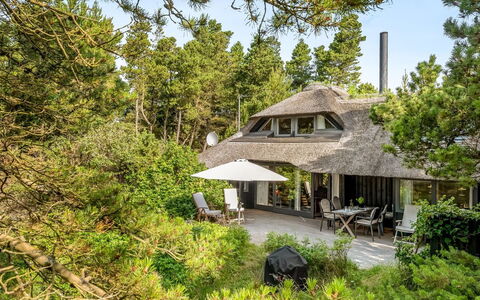 Lene - 2Km from the Sea: Hus, Tag, Hjem, Sommerhus, Skur, Garden Bygninger, Sidespor, Gård, Bjælkehytte, Hytte