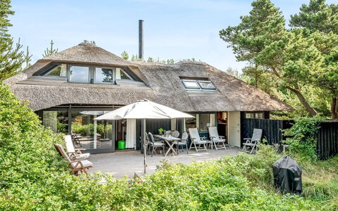 Lene - 2Km from the Sea: Hus, Tag, Hjem, Sommerhus, Skur, Garden Bygninger, Sidespor, Gård, Bjælkehytte, Hytte
