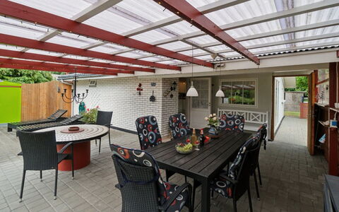 Gottfrida - 50M from the Sea: Blå, Sommerhus, Hus, Hjem, Stuehus, Estate, Sidespor