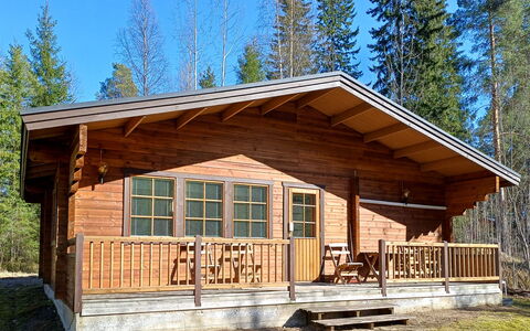 Voimatahko: Møbel, Indretning, Væg, Gulvbelægning, Træ, Etage, Værelse, Loft, Belysning, Hjem