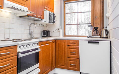 Voimatahko: Køkken, Køkken Apparat, Større Bandage, Countertop, Træ, Cabinetry, Gulvbelægning, Køkkenvask, Håndvask, Indretning