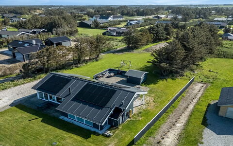 Månviva - 250M from the Sea: Boligområde, Tag, Hus, Hjem, Almindeligt, Arkitektur, Landskab, Land Lot, Fugleperspektiv, Menneskelig Bosættelse