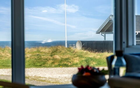 Månviva - 250M from the Sea: Himmel, Sky, Sollys, Glas, Skygge, Dagslys, Meteorologisk Fænomen, Cumulus