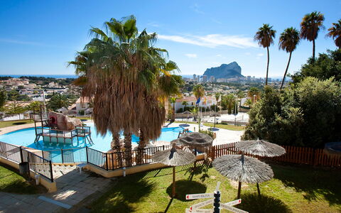 Calpe Calp 971: Hav, Kyst, Strand, Ocean, Skygge, Altan, Planke, Udendørs Møbler