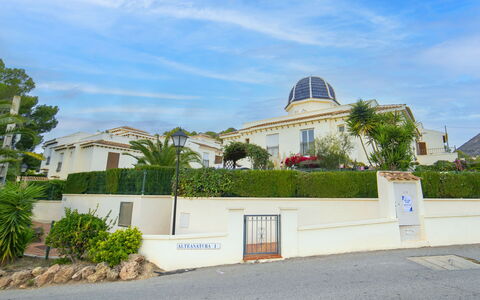 Altea Natura: Bjergrige Landskabsformer, Vegetationen, Bjerg, Bakke, Busk, Hill Station, Landsby, Hacienda, Eco Hotel