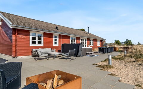 Uolevi - 1.1Km from the Sea: Plantesamfund, Sollys, Urteagtig Plante, Have, Plantation, Landbrug, Farm