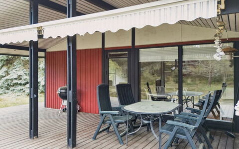 Sarita - 200M from the Sea: Markise, Skygge, Veranda, Udendørs Struktur, Bejdse, Dæk, Baldakin, Pergola, Design, Stol
