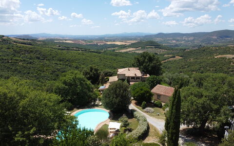 Agriturismo Bellavista, Private Pool, Val D'Orcia: Landskab, Hus, Boligområde, Landdistrikt, Tag, Hjem, Estate, Sommerhus, Landsby, Villa