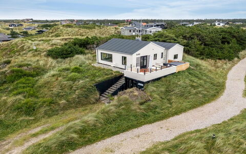 Sointu - 300M from the Sea: Hjem, Sommerhus, Estate, Stuehus, Villa, Altan