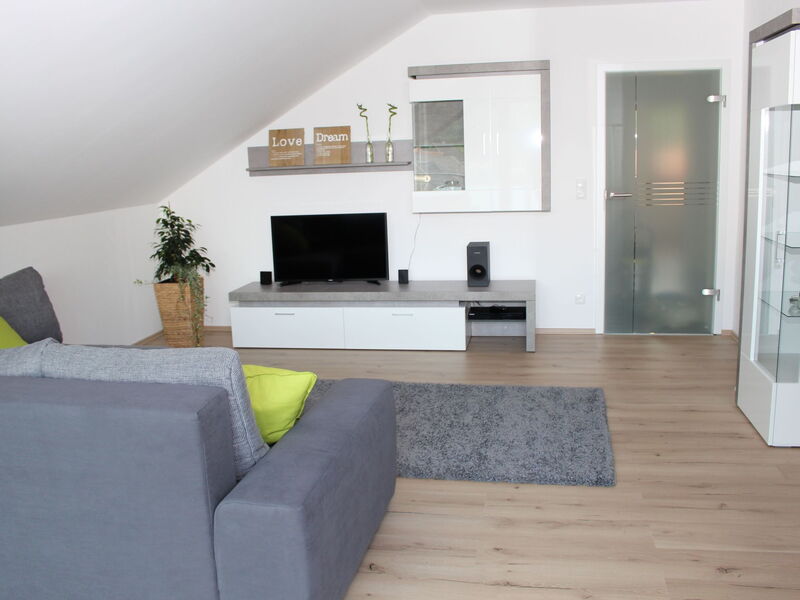 Nettes Ferienhaus in Hemfurth-Edersee mit Großer T