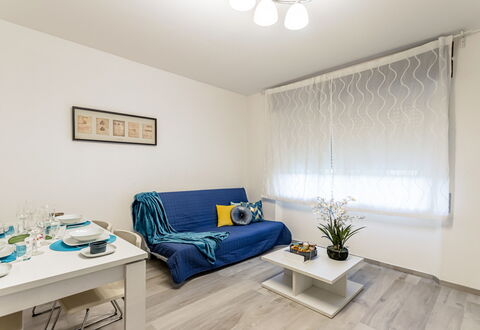 Casa Tania: Indretning, Møbel, Couch, Lejlighed, Værelse, Gulvbelægning, Etage, Hjem, Stue