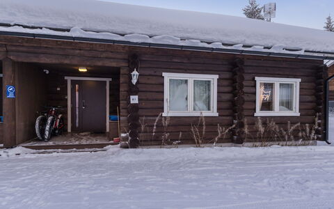 Villa Urho: Træ, Sne, Vinter, Sommerhus, Fryser, Hjem, Bjælkehytte, Lærk, Sidespor